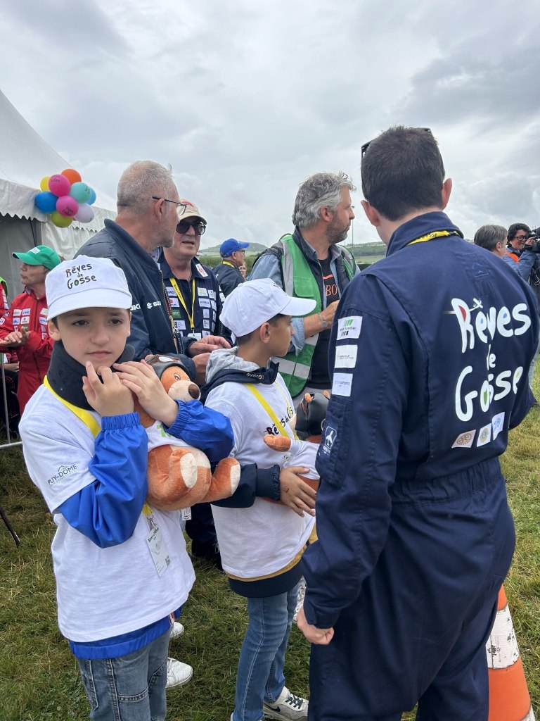 Rêves de Gosses les enfants attendent le baptême