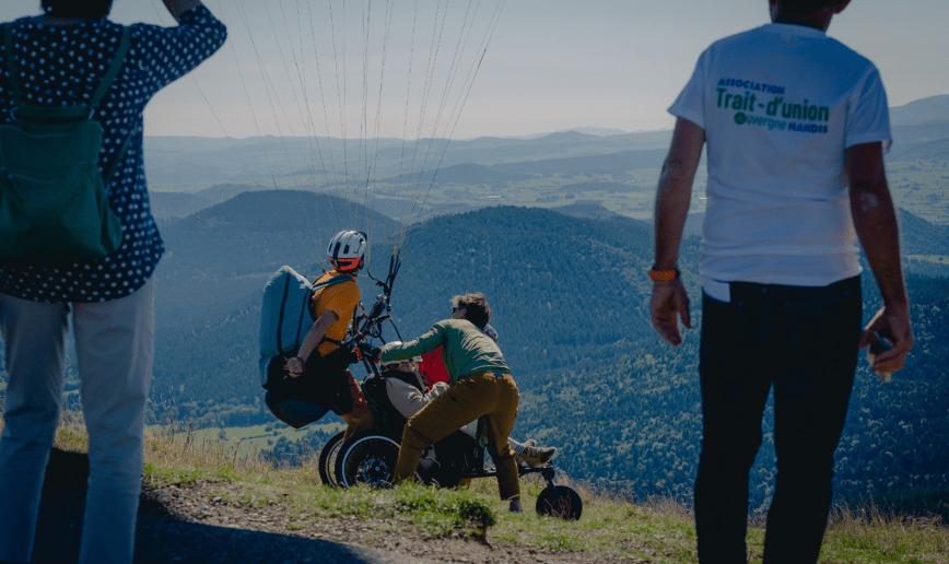 Au sommet du Puy-de-Dôme mise en place sur l'aire de décollage